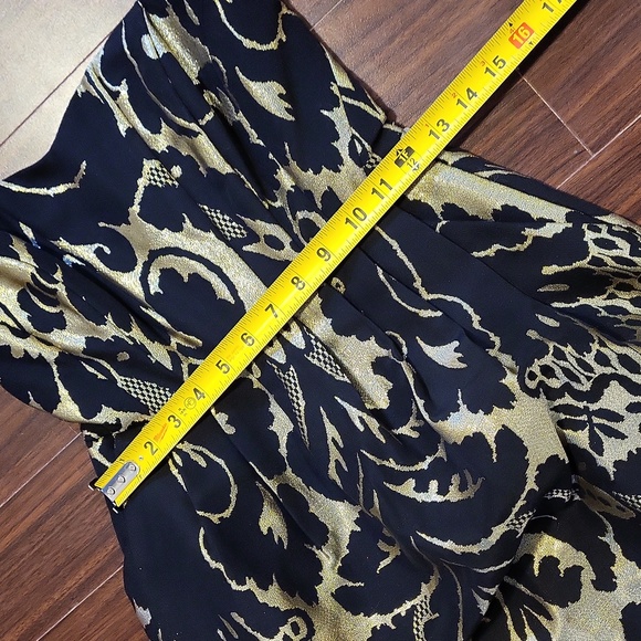 ✅ SOLD ✅ NWT H&M Black and Gold Mini Cocktail Dress with Side Pockets Size 2 - Picture 13 of 13